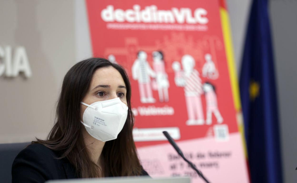 La concejala Valía, durante la presentación del proceso. 