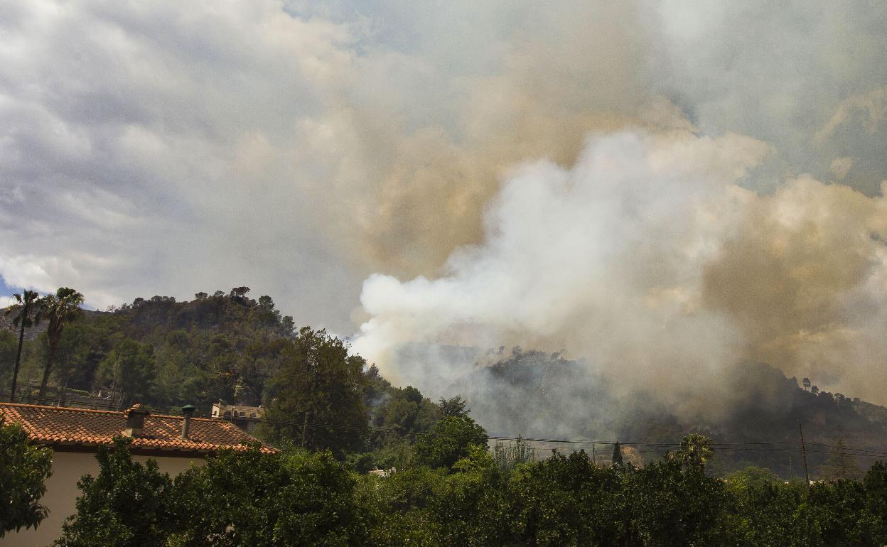 Incendio en Carcaixent en 2016. 