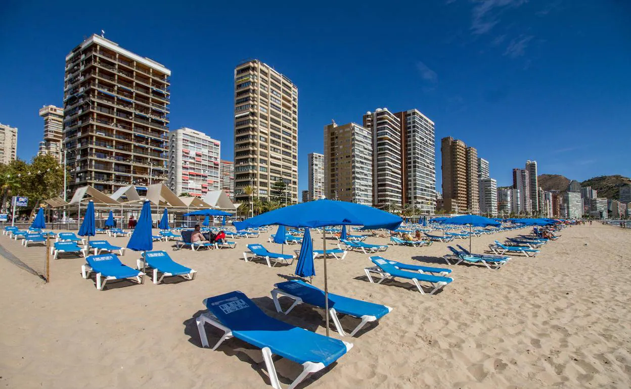 Playas de Benidorm durante el pasado verano. 