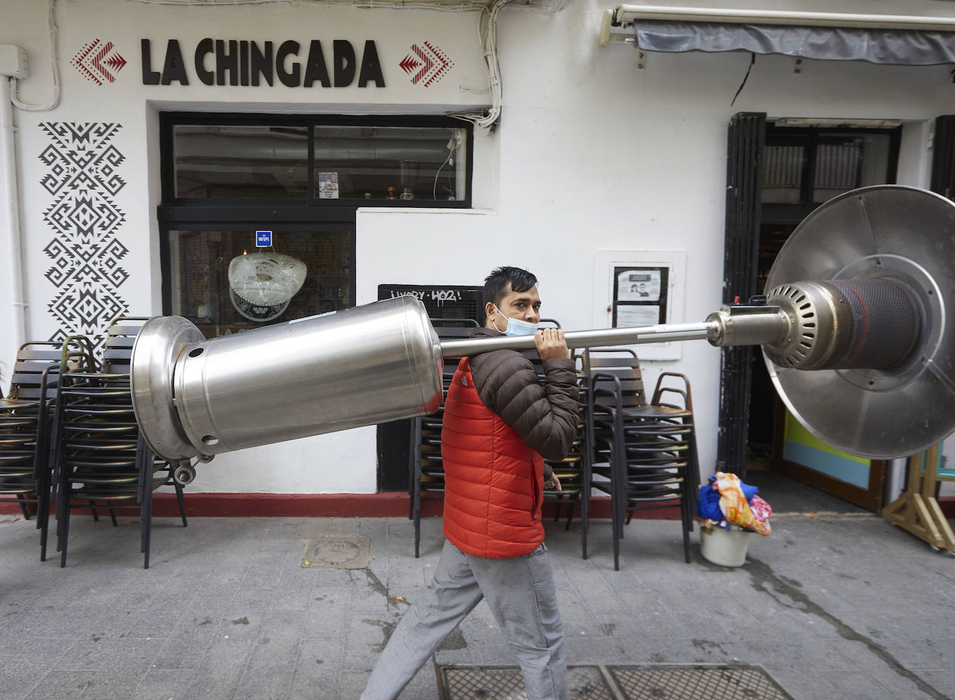 Los bares valencianos vuelven a abrir sus puertas