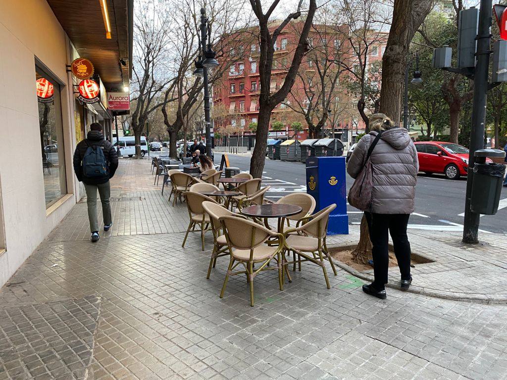 Los bares valencianos vuelven a abrir sus puertas