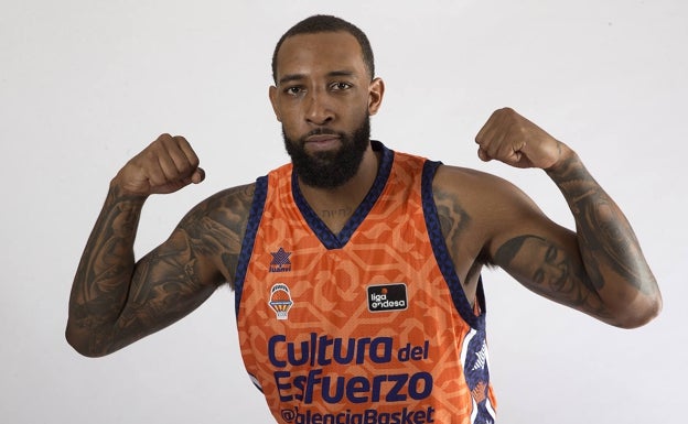 Derrick Williams contesta a Ponsarnau: «Nunca me doblegaré, no está en mi sangre»