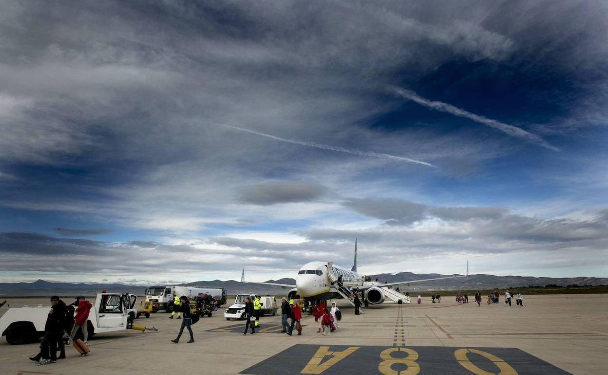  La actividad de las escuelas de vuelo genera más de 15.000 operaciones de aeronaves en el aeropuerto de Castellón