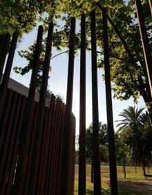 Imagen secundaria 2 - Valencia estrena los nuevos baños públicos del jardín del Turia