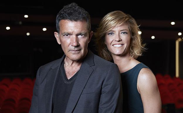 Antonio Banderas y María Casado dirigen y presentan la gala.