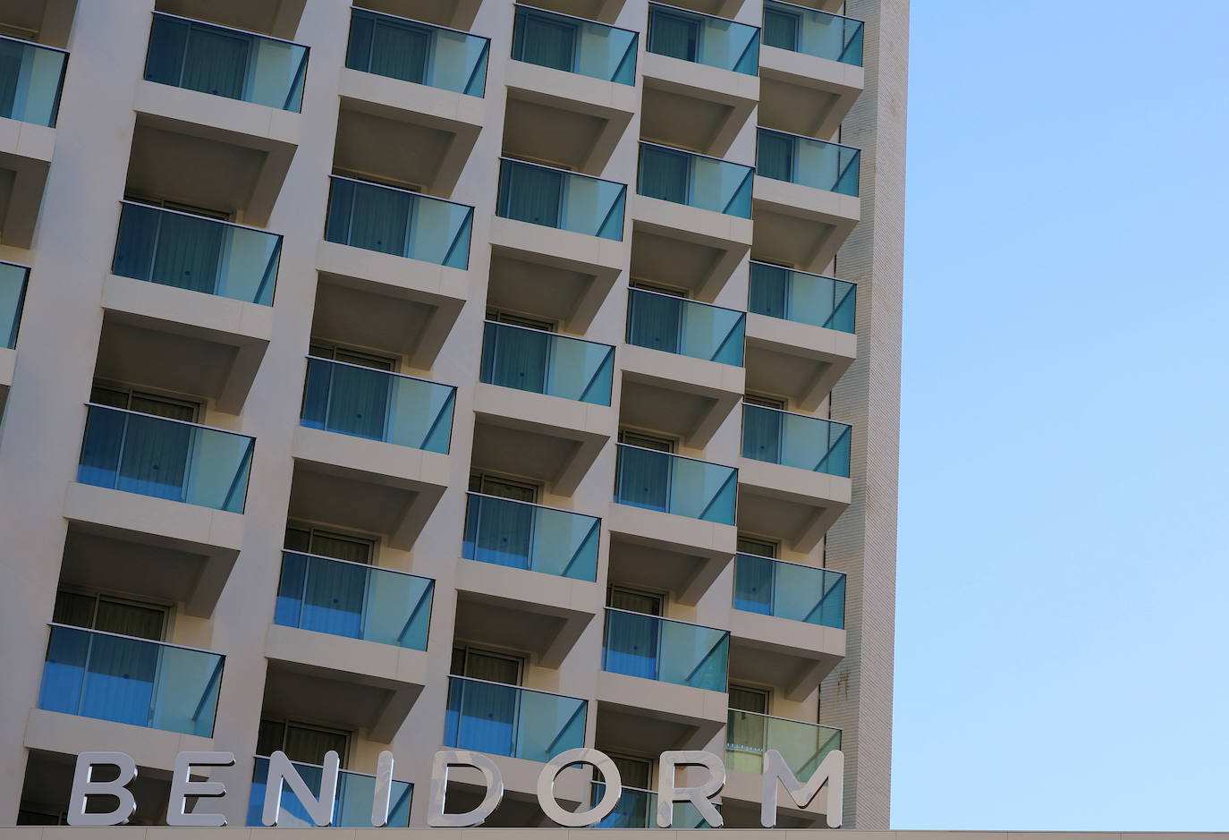 Hoteles vacíos en Benidorm. 