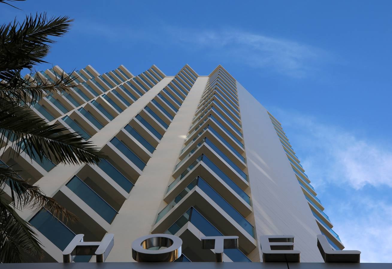 Hoteles vacíos en Benidorm. 