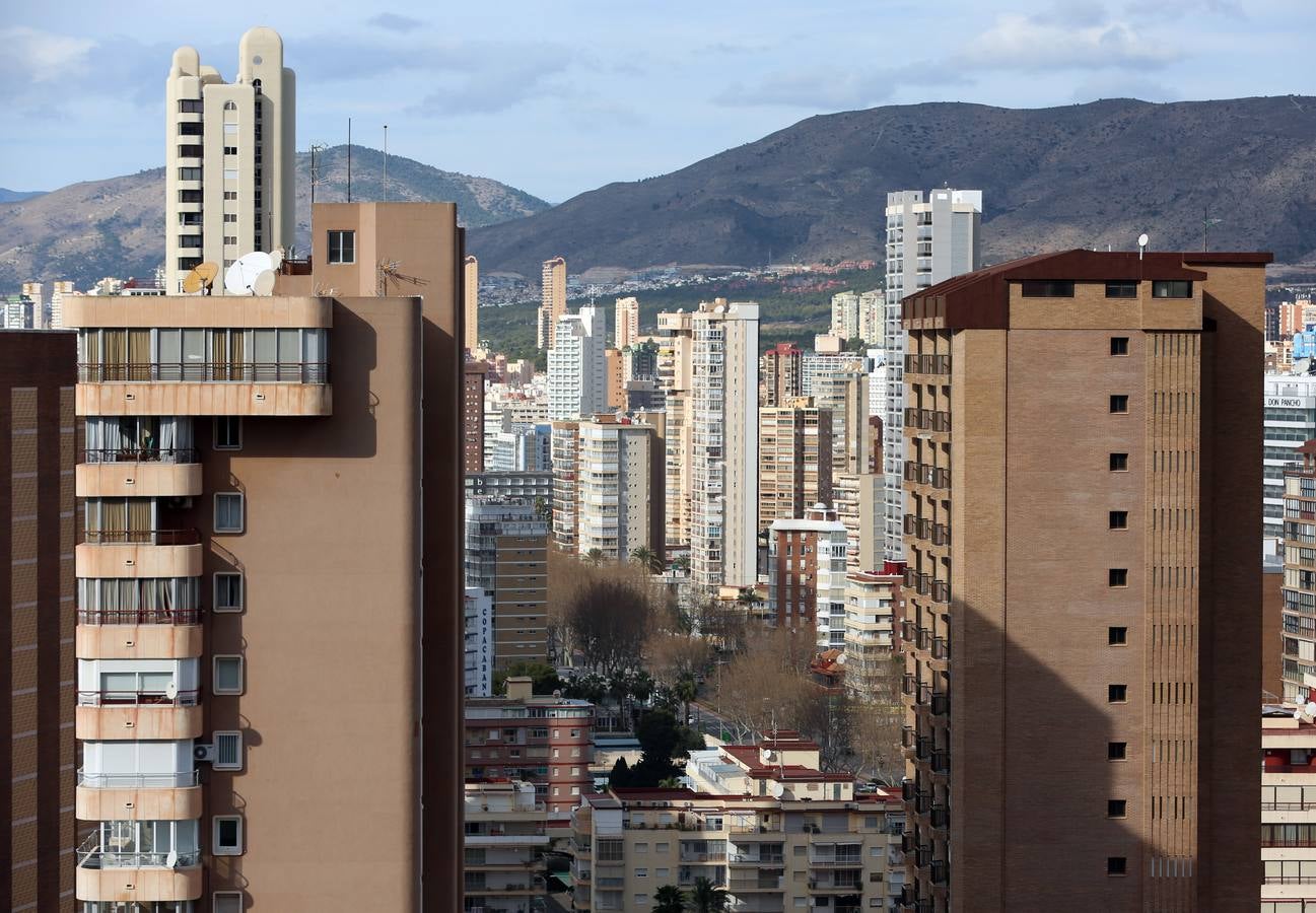 Hoteles vacíos en Benidorm. 