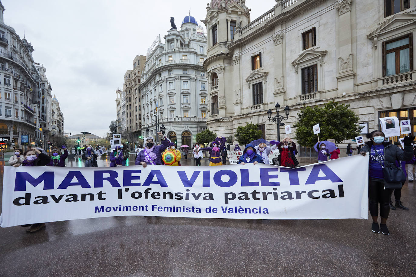 Uno de los actos en la Plaza del Ayuntamiento de Valencia