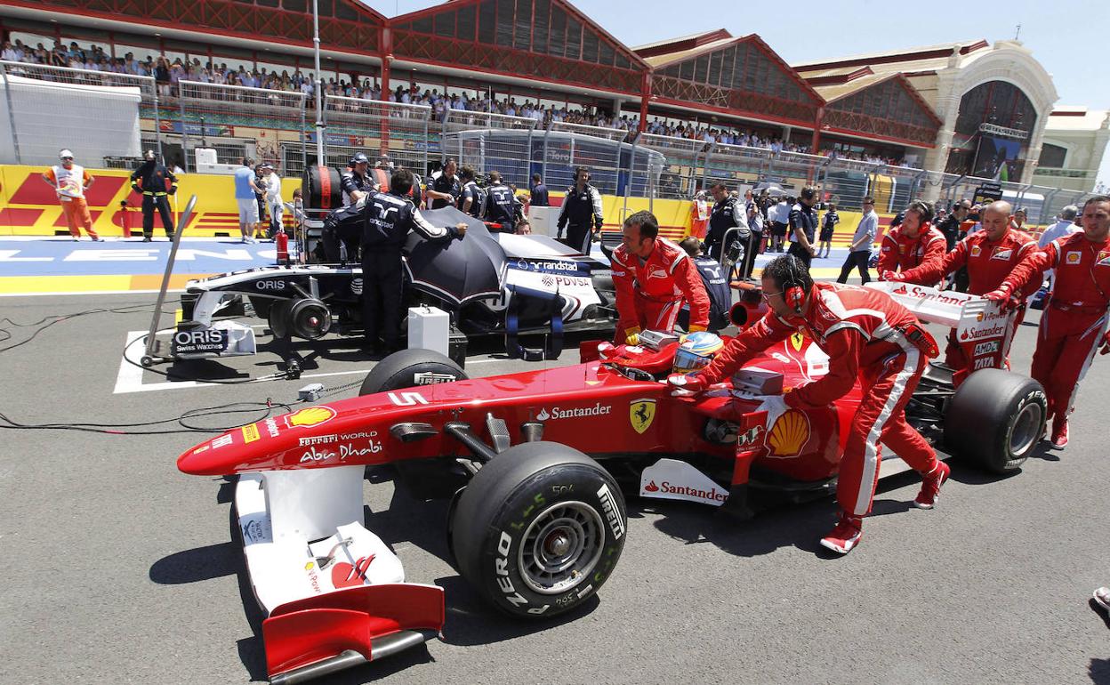 Un ferrari durante uno de los grandes premios de Valencia. 