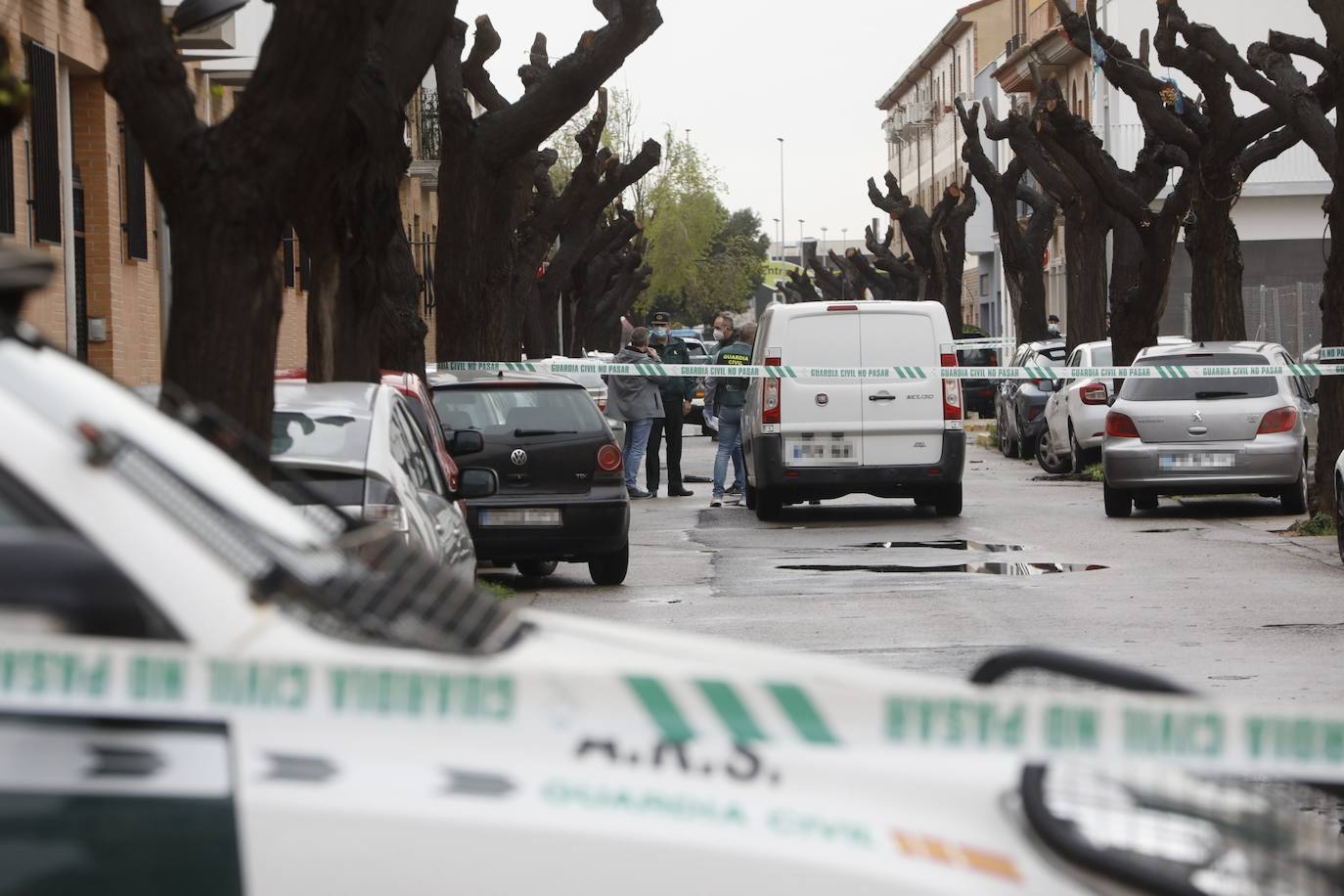 Fotos: Un hombre asesta siete cuchilladas a su expareja en Massamagrell