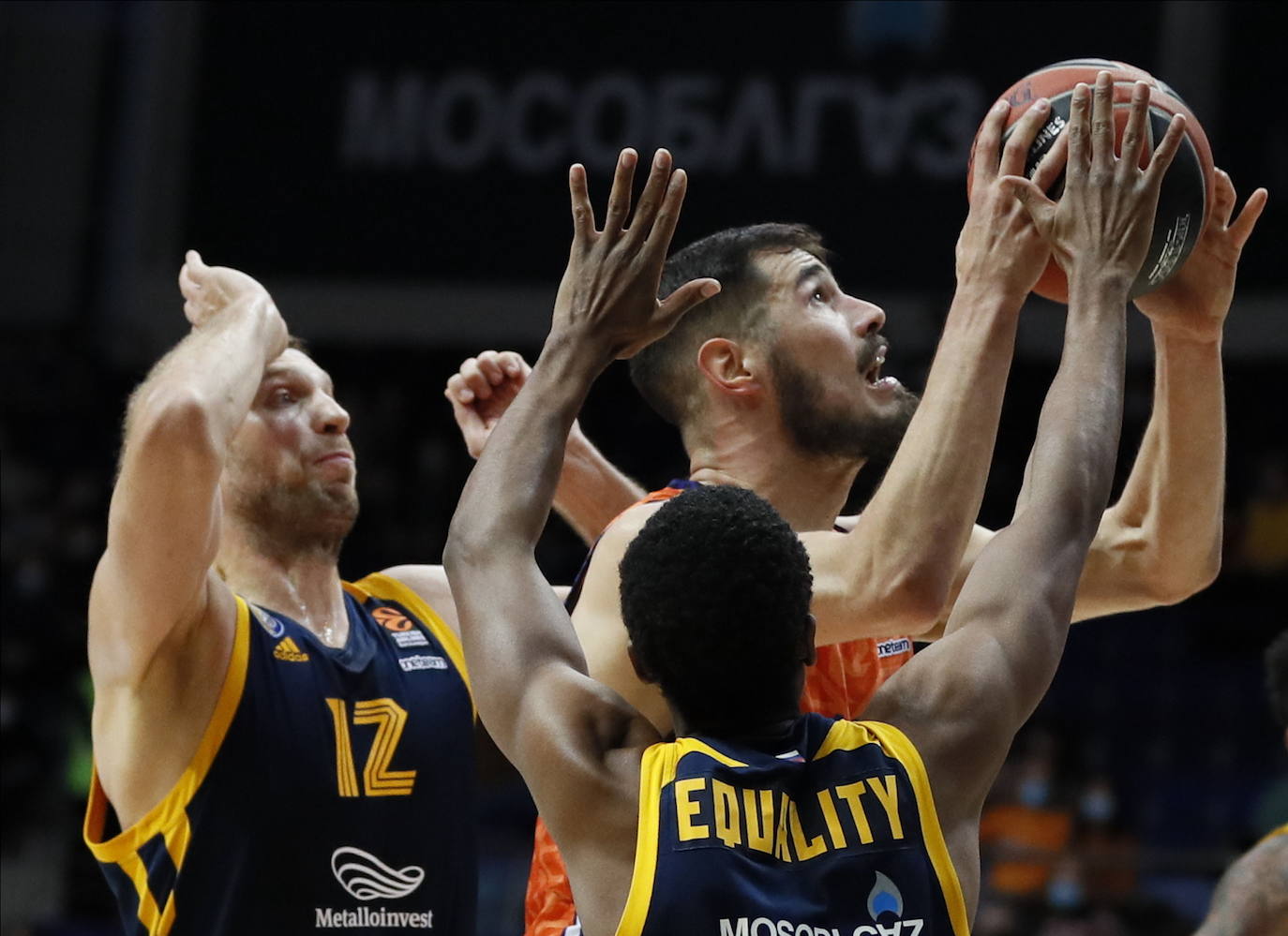 Fotos: Las mejores imágenes del Khimki Moscow - Valencia Basket