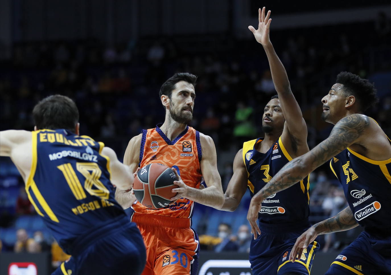 Fotos: Las mejores imágenes del Khimki Moscow - Valencia Basket