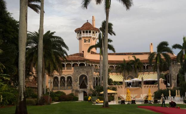 Un brote de Covid obliga a cerrar parcialmente la residencia de Trump en Florida