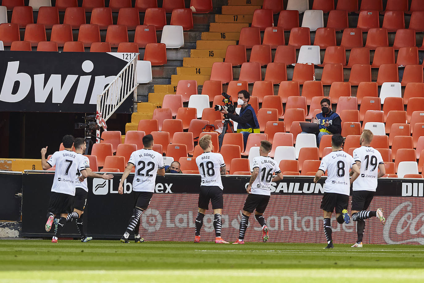 Fotos: Las mejores imágenes del Valencia CF - Granada