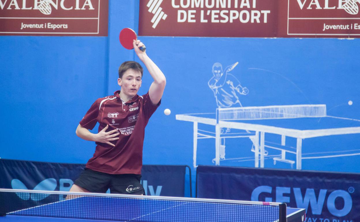 José Carlos Guillot, durante un partido en el pabellón Pérez Puig de Alzira. 