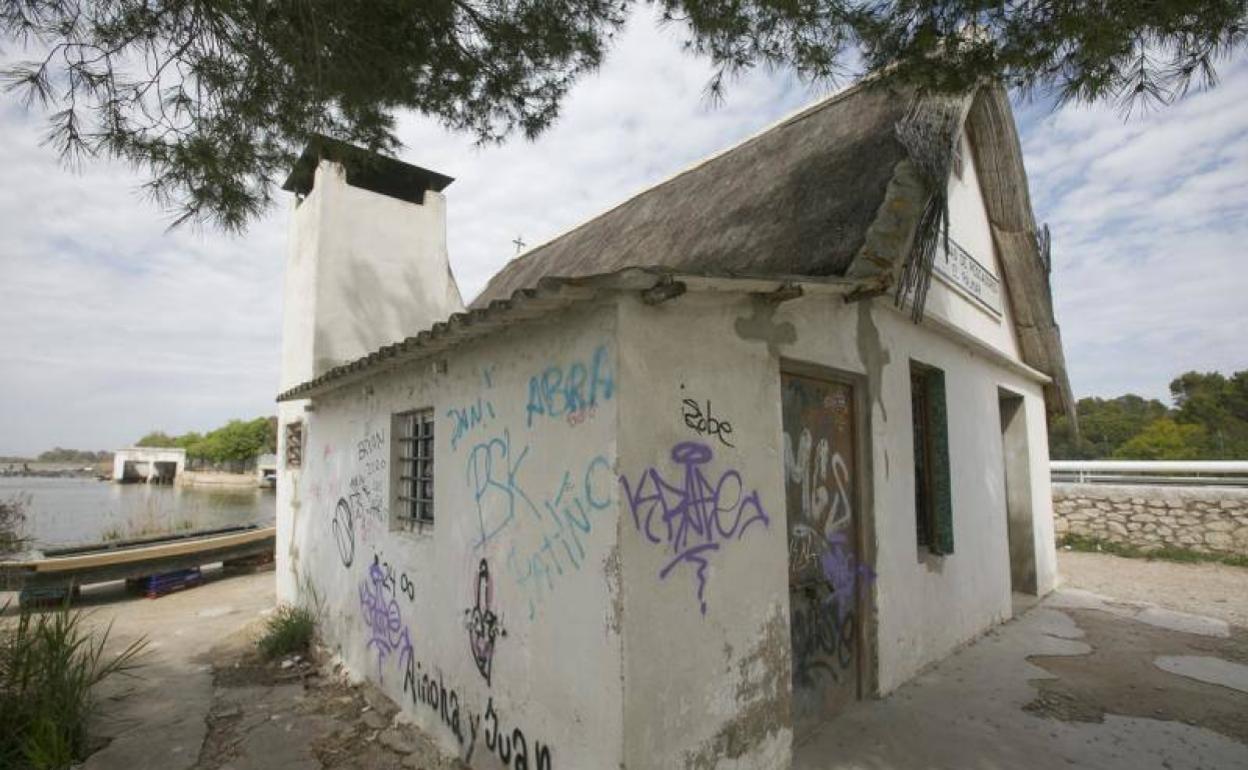 Barraca situado en el mirador de la gola de Pujol de la Albufera. 