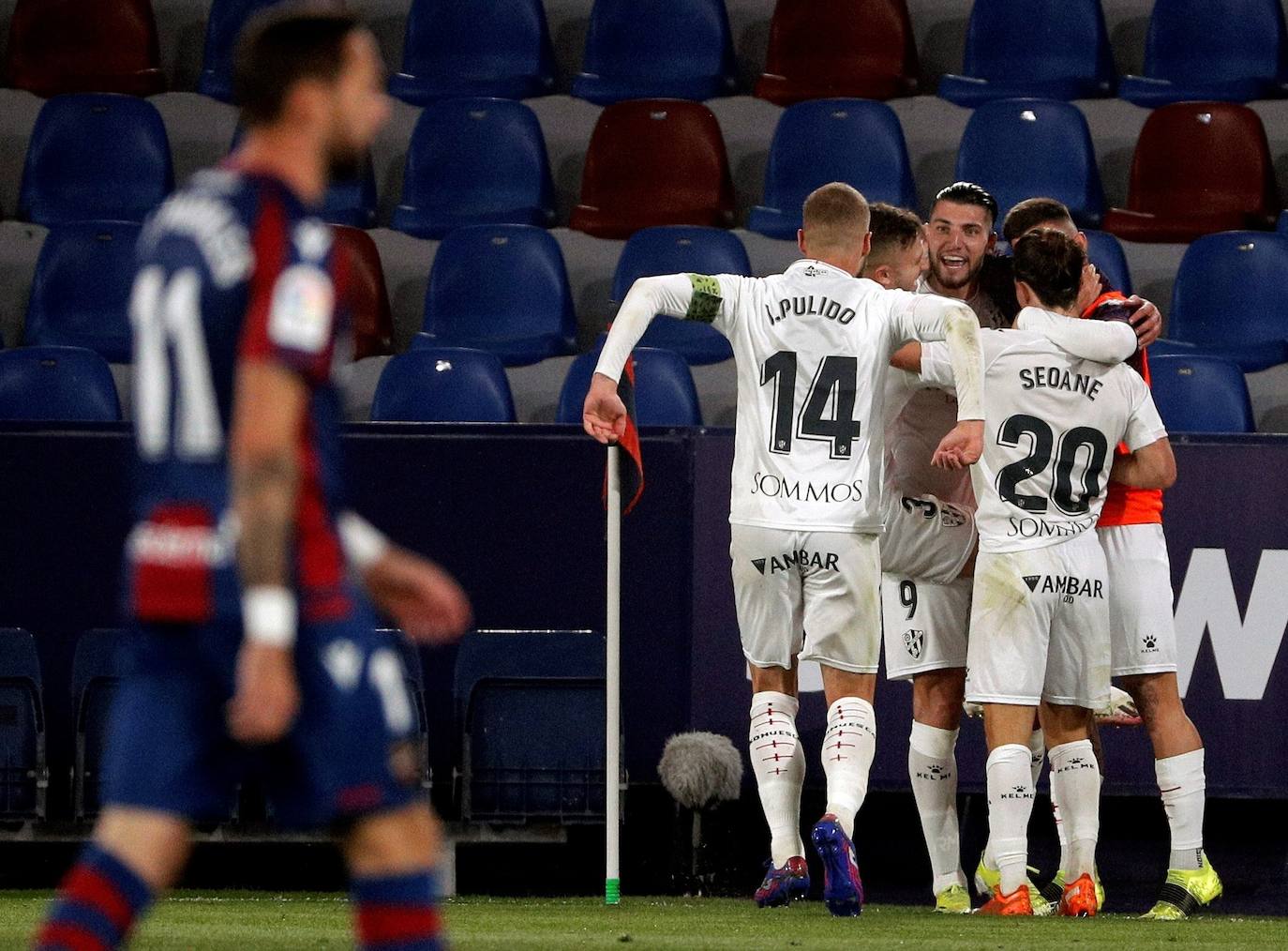 Fotos: Las mejores imágenes del Levante UD-SD Huesca