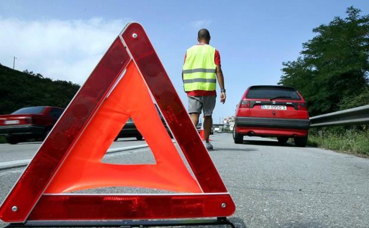 Los triángulos de emergencia serán sustituidos por la luz V16.