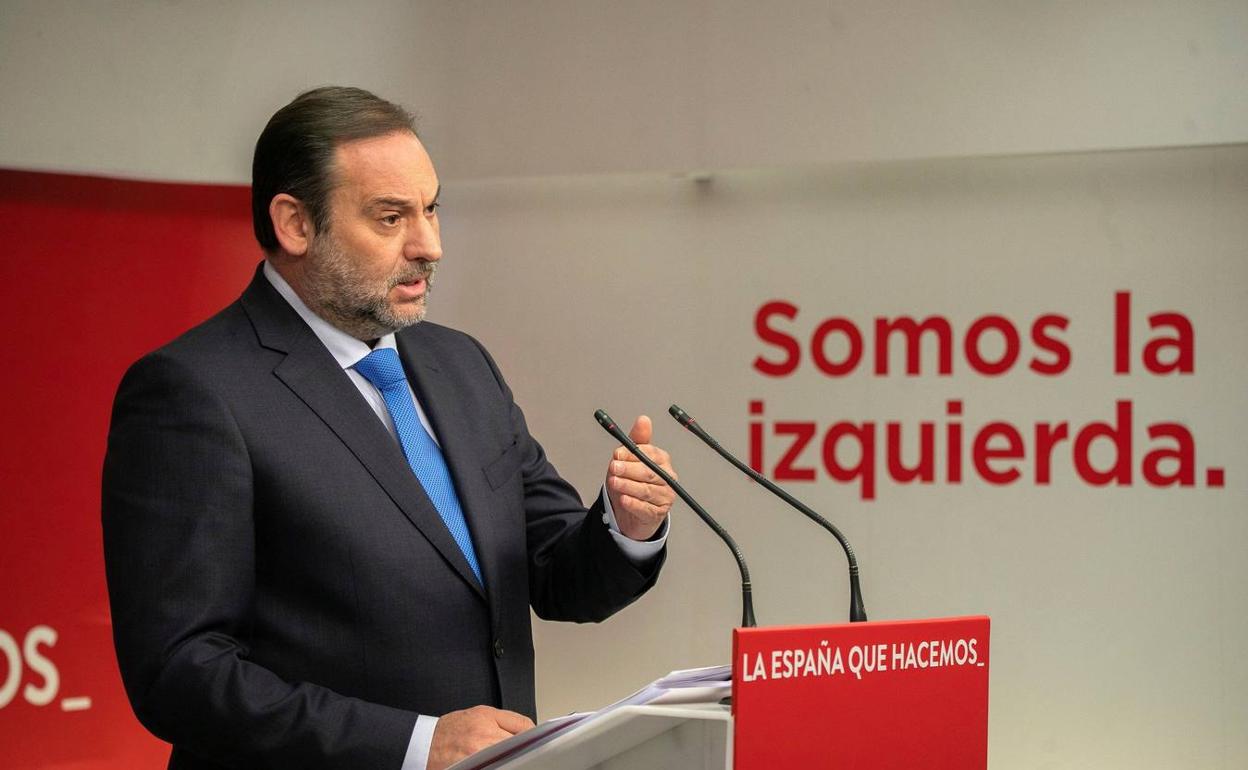 El ministro de Transportes y secretario de Organización del PSOE, José Luis Ábalos. 