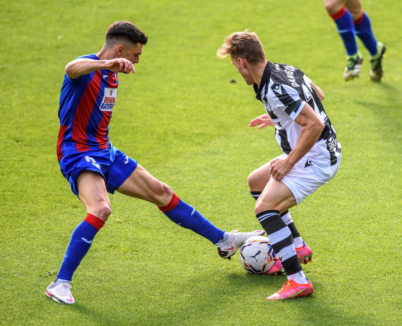 Fotos: Las mejores imágenes del SD Eibar-Levante UD