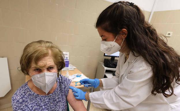 Los grupos de personas que a día de hoy no van a ser vacunados contra el coronavirus