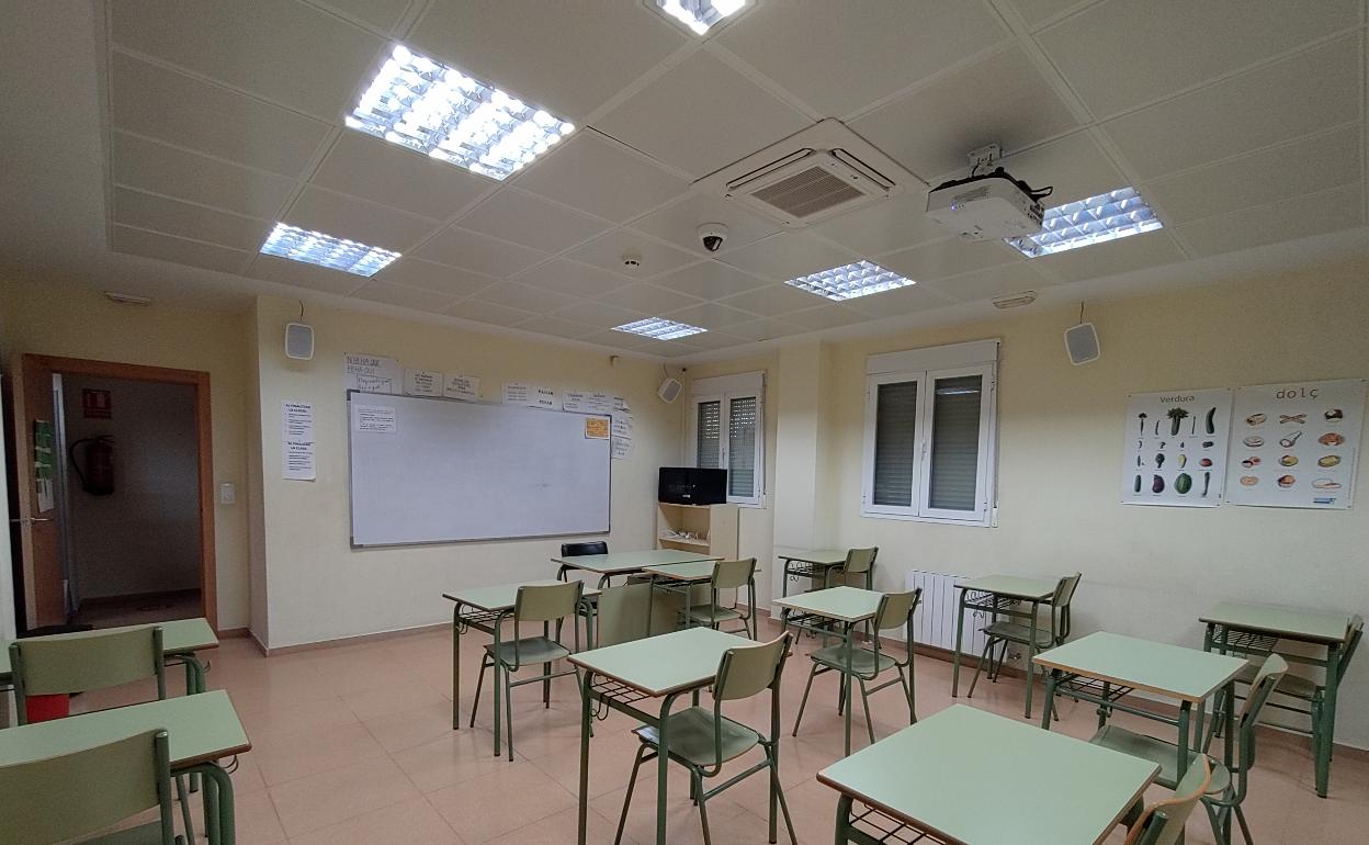 Las clases del centro de Almussafes se adaptan con nuevas tecnologías. 