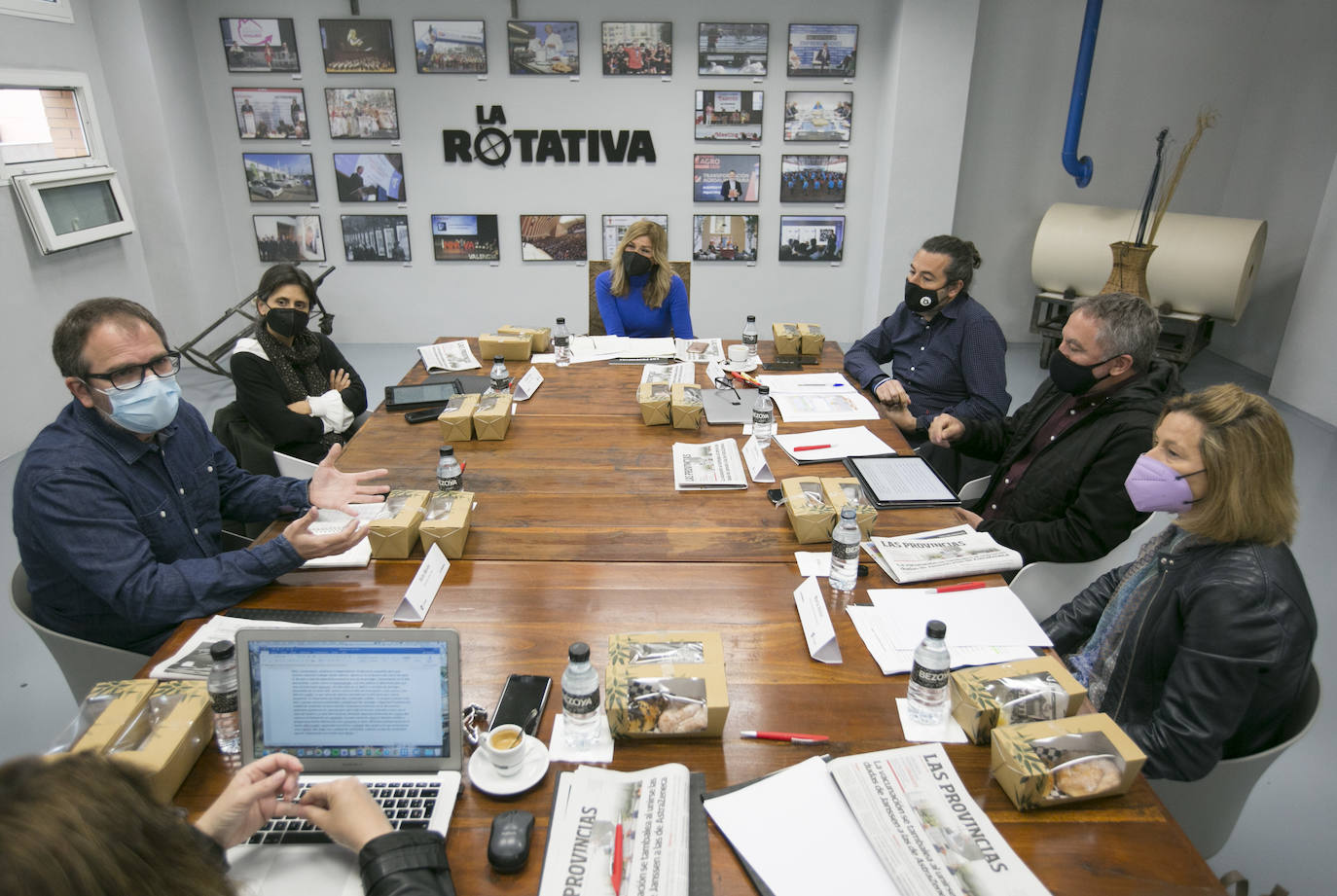 Fotos: Desayuno À Punt Mèdia y LAS PROVINCIAS