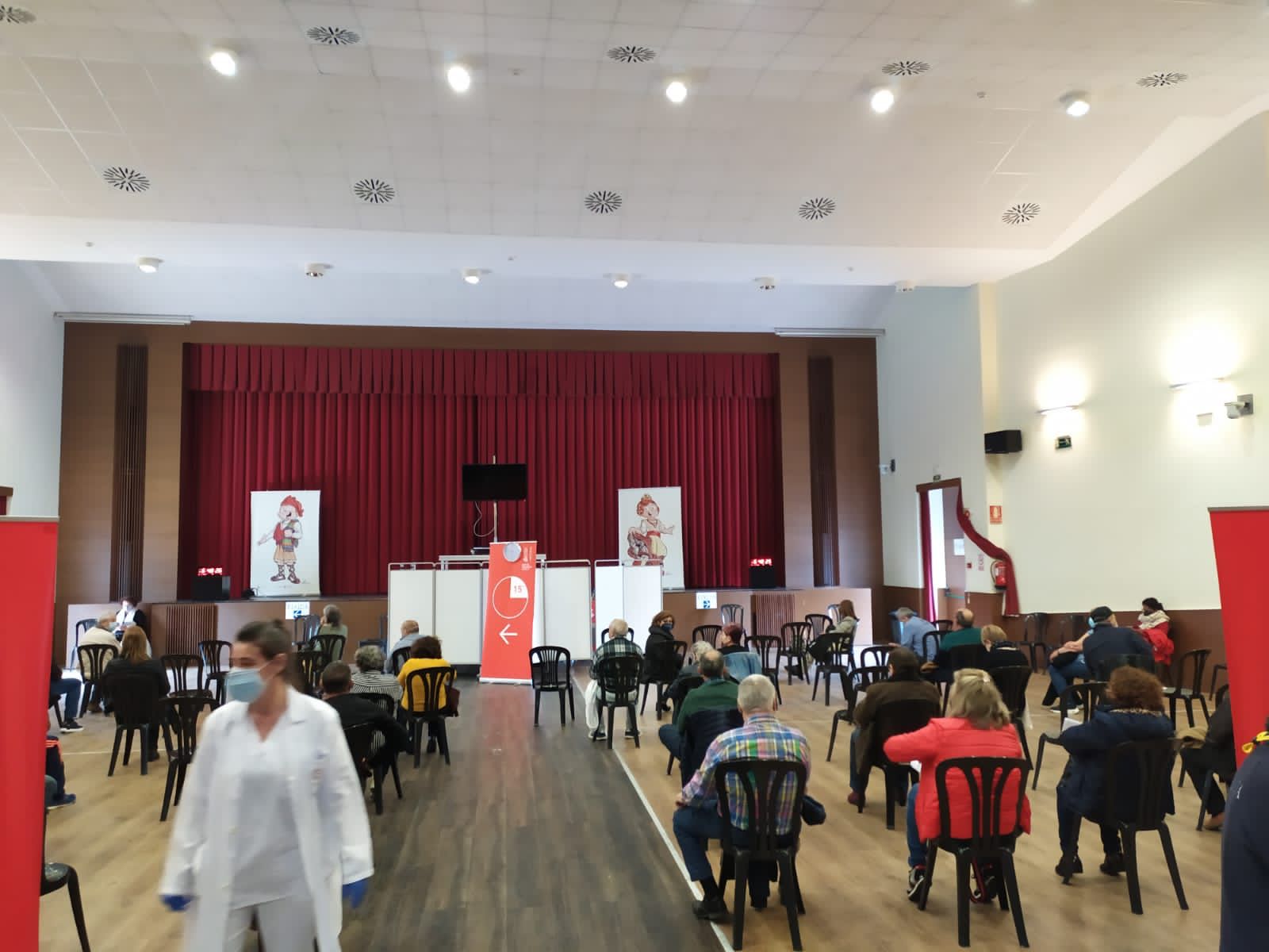 Fotos: Todas las fotos de la vacunación masiva en la Safor