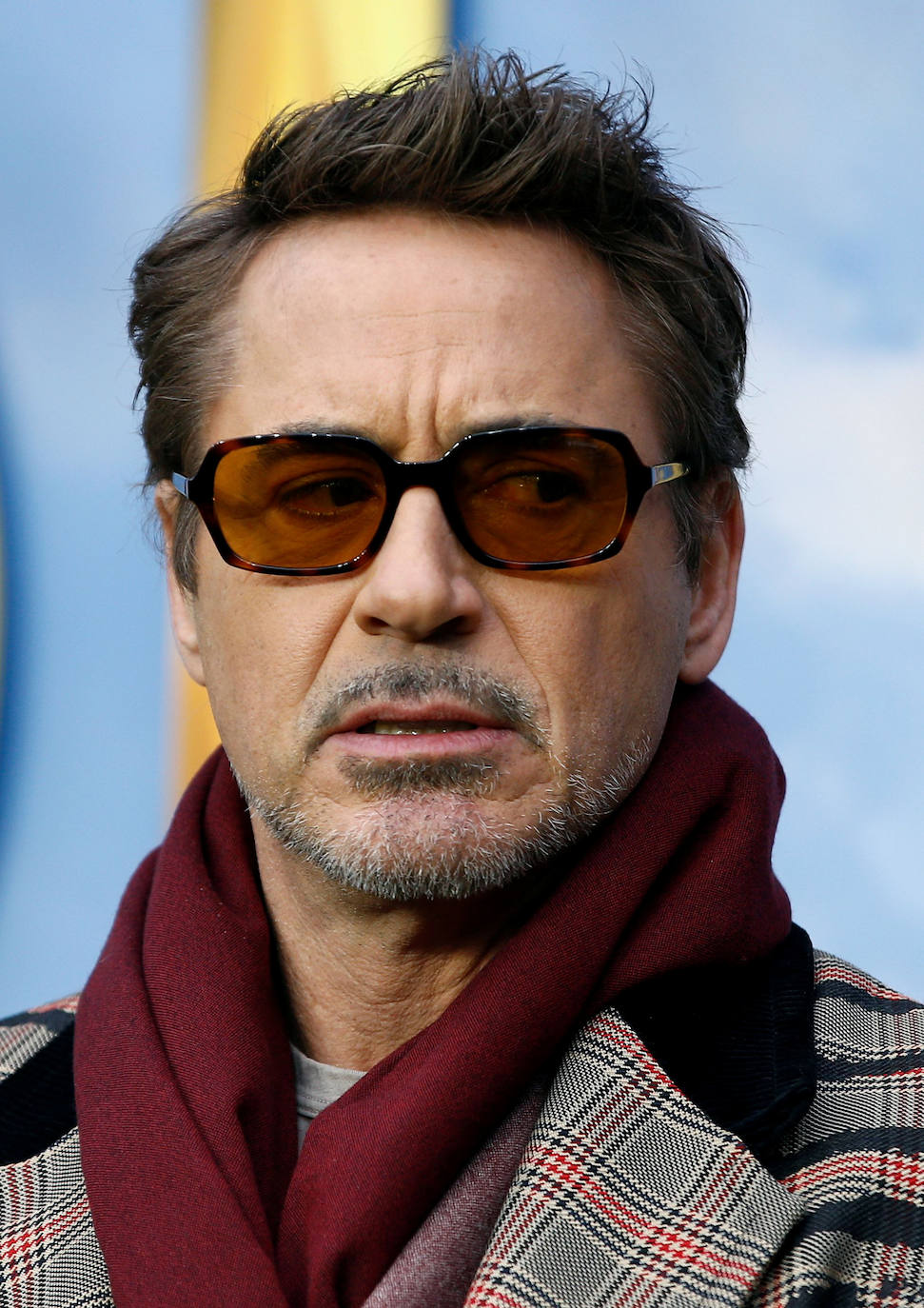 ROBERT DOWNEY JR.