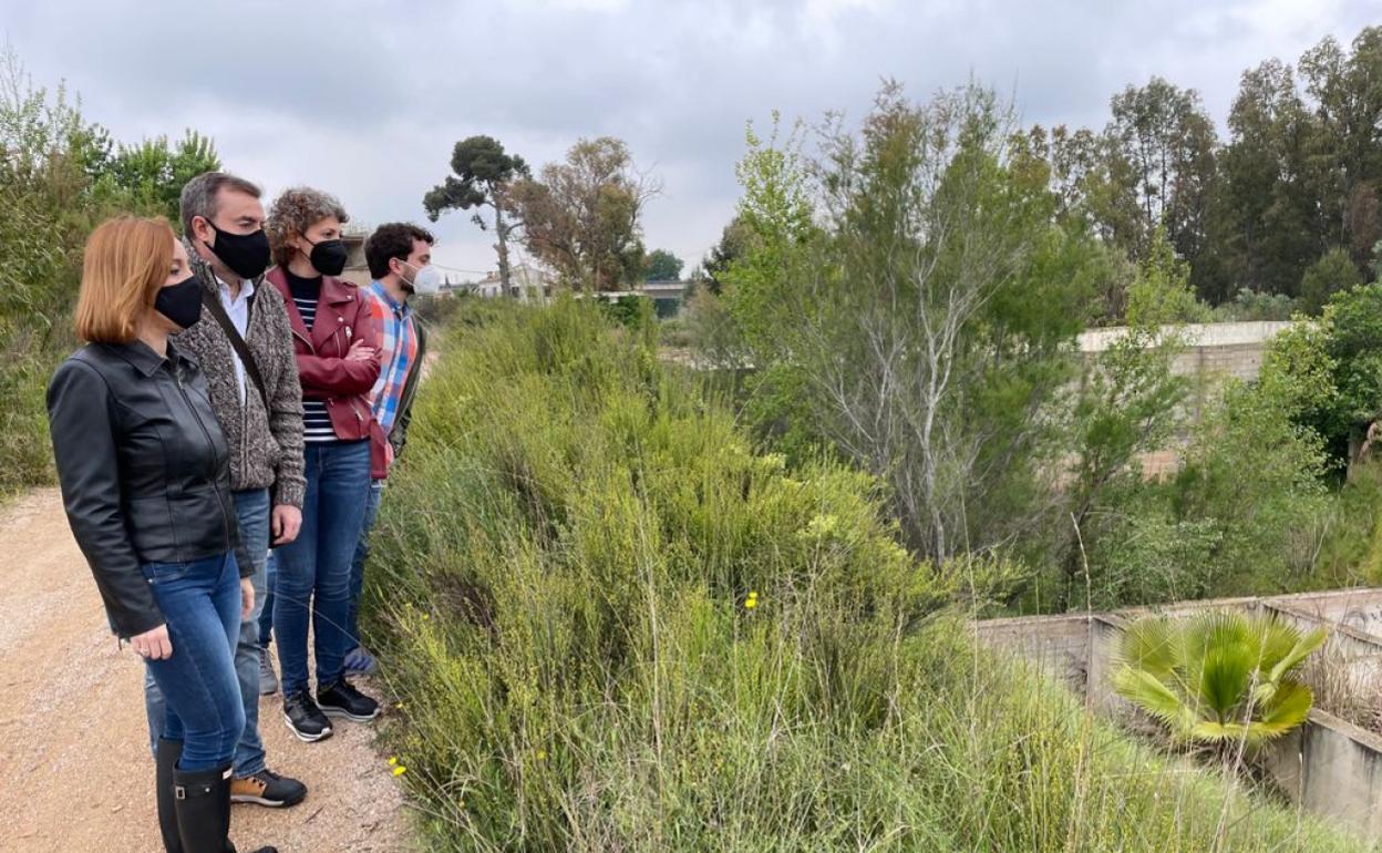 Visita a uno de los parajes de Guadassuar. 