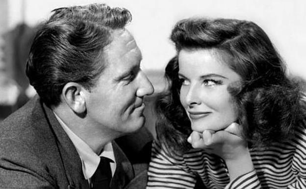 Katharine Hepburn y Spencer Tracy en una escena de 'La mujer del año'. ambos ganadores de varios Oscars. 