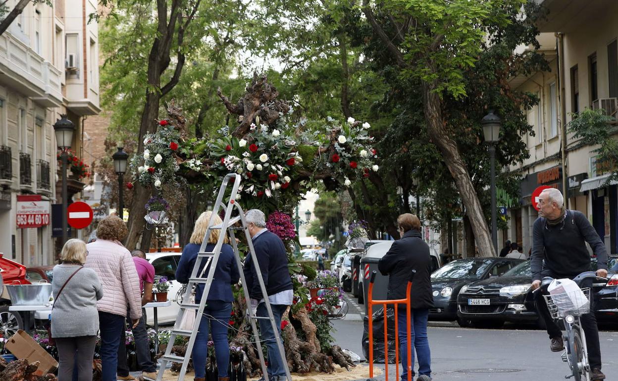 Cultura Festiva dará in extremis los permisos de las cruces de mayo que ha desautorizado Dominio Público