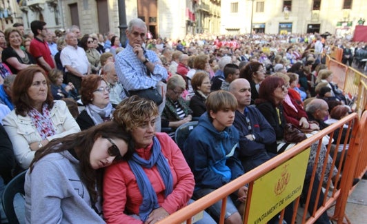Público asistente a una Misa d'Infants. 
