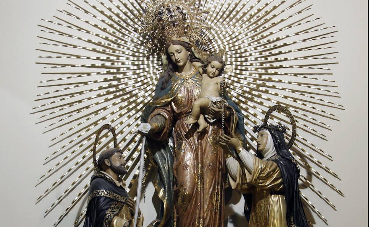 Virgen del Rosario con Santo Domingo de Guzman y Santa Catalina de Siena de la Iglesia del Rosario de Valencia. 