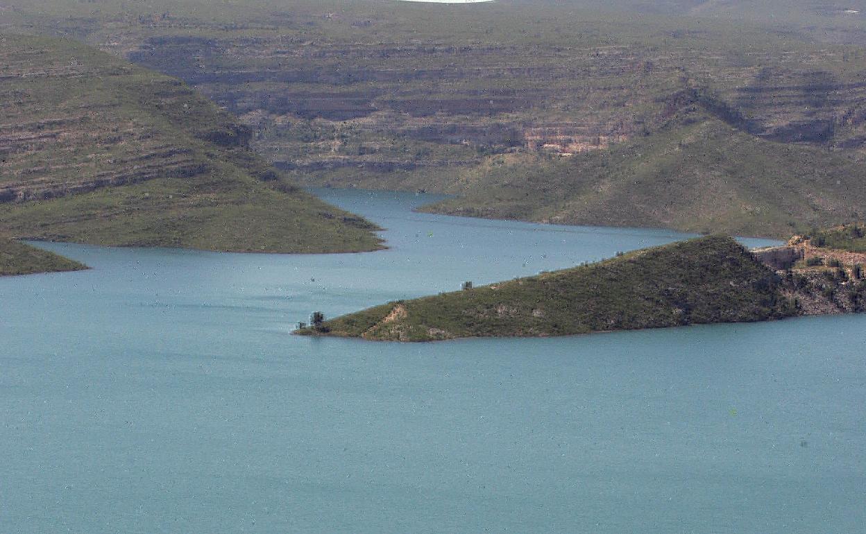 Embalse de Tous. 