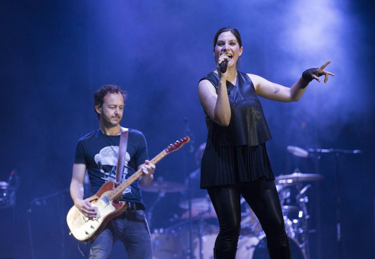 La Oreja de Van Gogh (27 de junio, estadio del Levante). El concierto se tenía que haber celebrado el 9 de mayo en La Marina de Valencia, pero tuvo que ser suspendido por la lluvia.