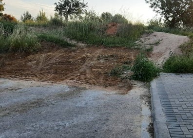 Imagen secundaria 1 - El antes y el después de la actuación en el terreno.  