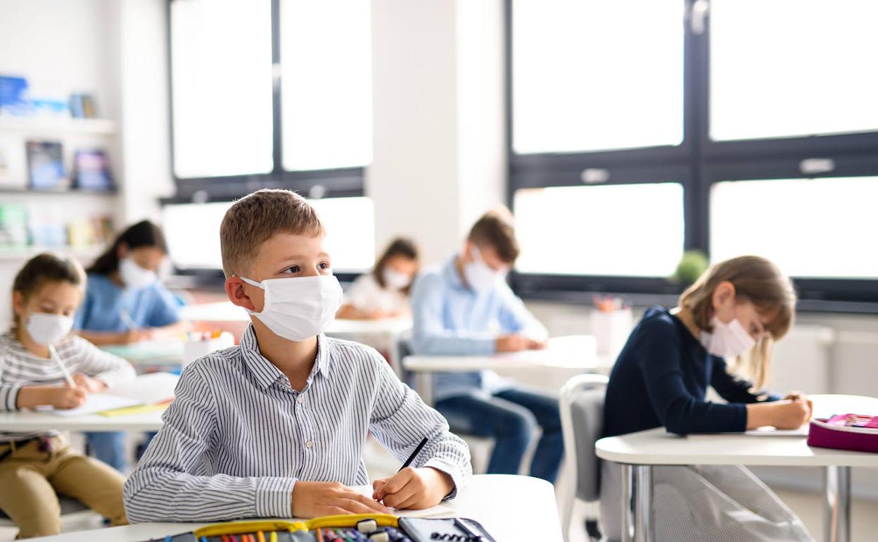 Niños en un aula. 