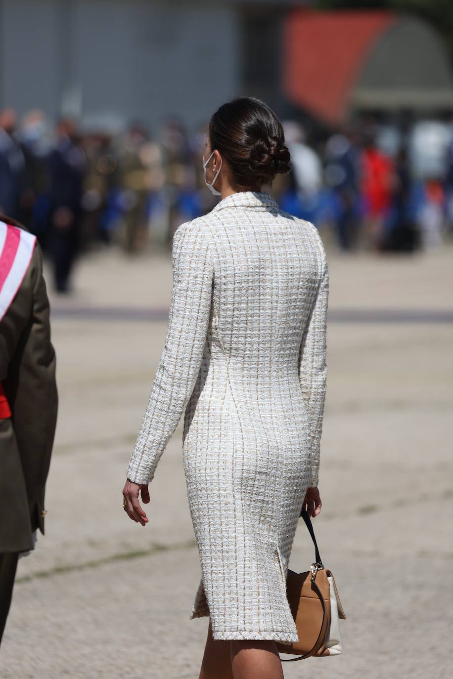 Fotos: La Reina Letizia, espectacular con el vestido del bautizo de la Princesa Leonor