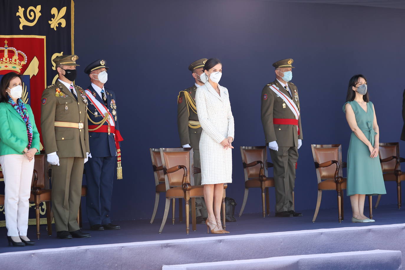 Fotos: La Reina Letizia, espectacular con el vestido del bautizo de la Princesa Leonor