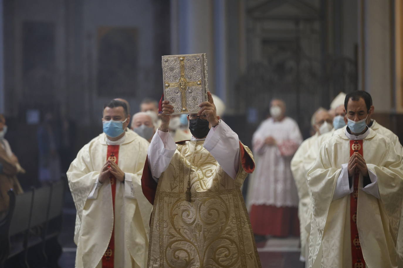 Missa d'Infants y traslado de la Virgen en Valencia