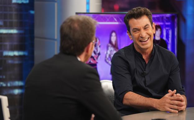 Arturo Valls revela su secreto para hacer la paella perfecta en 'El Hormiguero'