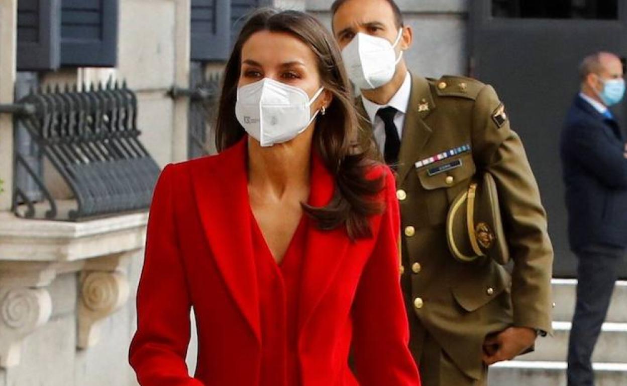 La reina Letizia a su llegada al Congreso en un acto público. 