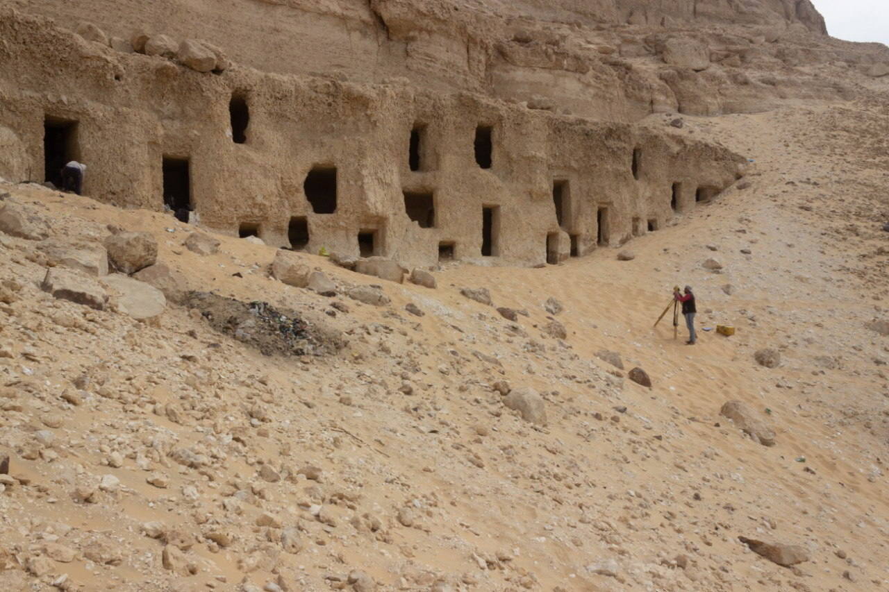 Fotos: Descubren 250 tumbas del antiguo Egipto cavadas en la montaña