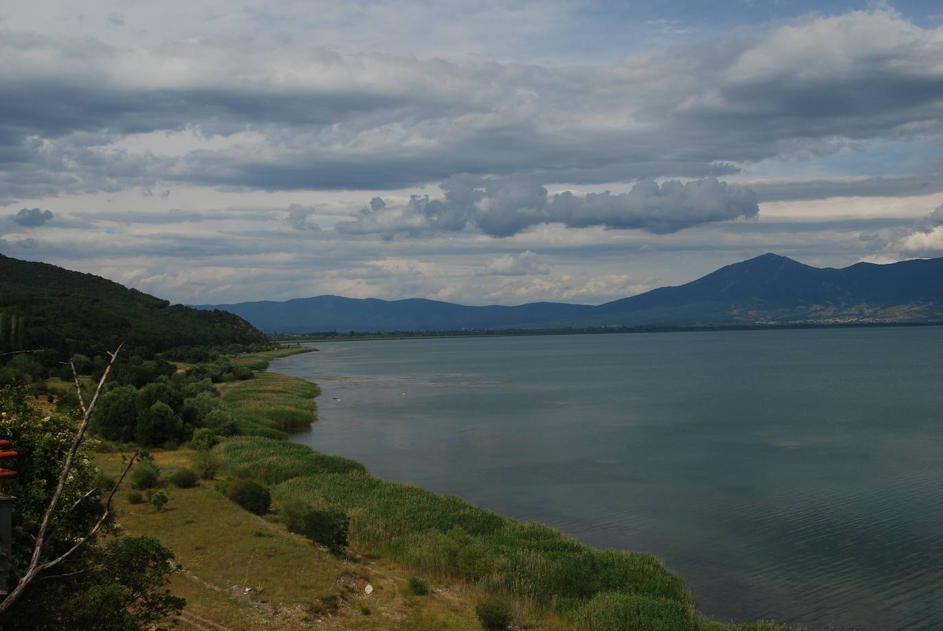 Esta joya preciada se produce con un método secreto que se transmitió de generación en generación. El lago, la ciudad del mismo nombre y sus alrededores son Patrimonio de la Humanidad desde 1979. 