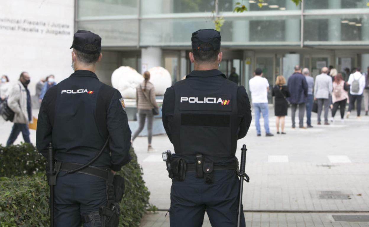 Policía Nacional en Valencia.