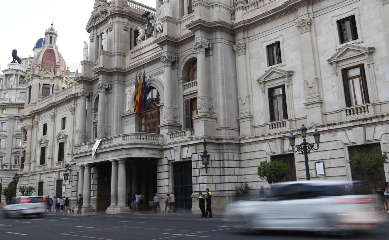 Fachada del Ayuntamiento de Valencia. 