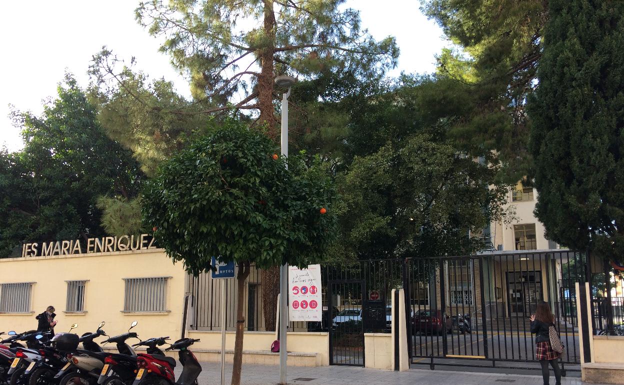 María Enríquez de Gandia, donde falta personal no docente. 