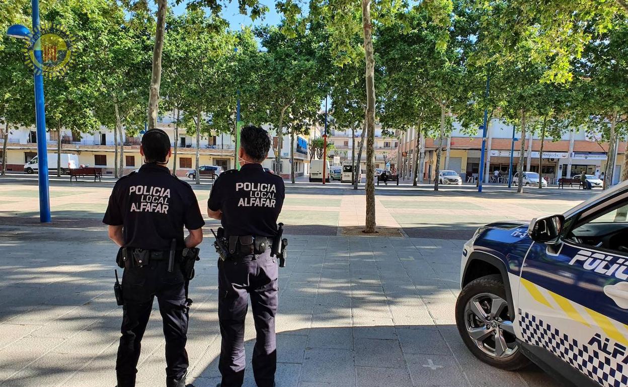 Una patrulla de la Policía Local de Alfafar. 